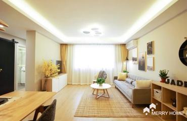 Lujiazui CBD modern two br for rent Pudong